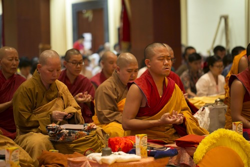 Retret Aṣṭamahābhaya Tārā