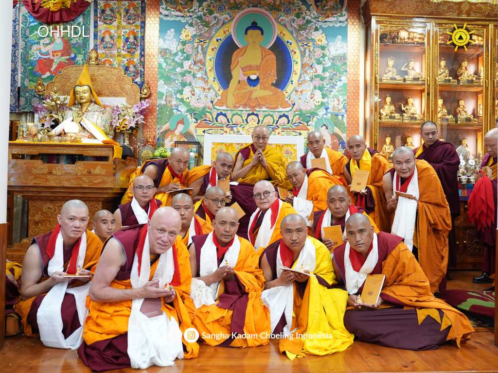 Penahbisan Biksu Y.M. Lobsang Monlam, Y.M. Tenzin Tashi, & Y.M. Yonten Sherab oleh Y.M.S. Dalai Lama XIV, 2025